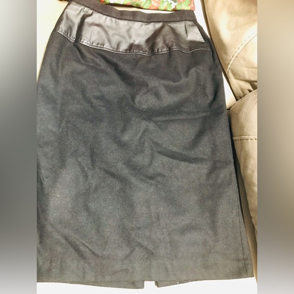 ADOLFO ATELIER skirt Black color Used Size 10 .Professionally Dri Clean Only - Picture 4 of 16